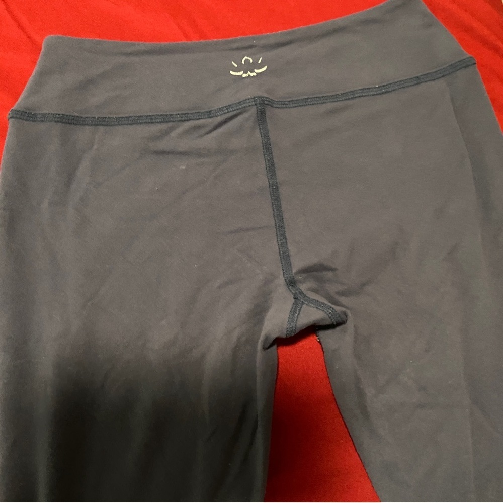 Beyond Yoga Leggings𓃰♫♪ - Picture 7 of 17